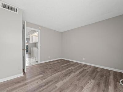 1500 N Congress Ave, West Palm Beach, FL 33401