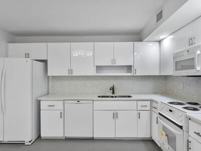 1360 South Ocean Boulevard, Pompano Beach, FL 33062