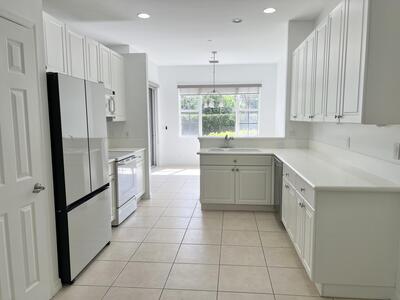 44 Lancaster Road, Boynton Beach, FL 33426