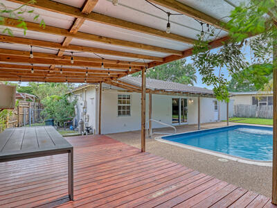 9596 Richmond Circle, Boca Raton, FL 33434