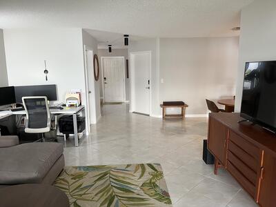 7740 Stone Harbour Dr, Lake Worth, FL 33467