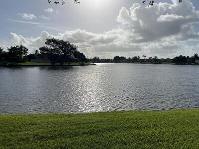 7740 Stone Harbour Dr, Lake Worth, FL 33467