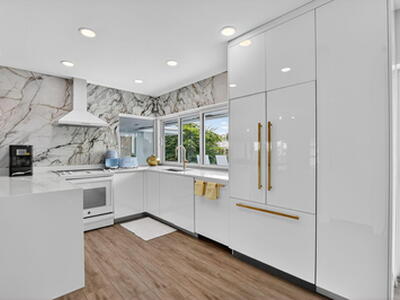 891 SW Hickory Terrace, Boca Raton, FL 33486