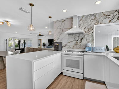 891 SW Hickory Terrace, Boca Raton, FL 33486