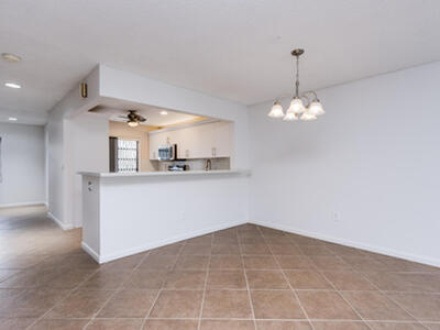 8535 Casa Del Lago, Boca Raton, FL 33433