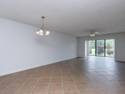 8535 Casa Del Lago, Boca Raton, FL 33433