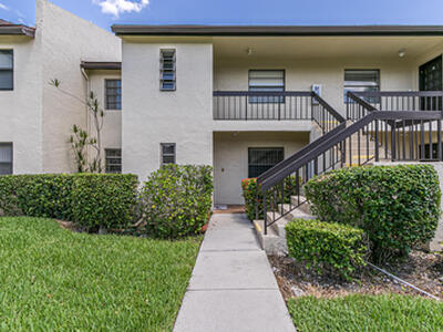 8535 Casa Del Lago, Boca Raton, FL 33433