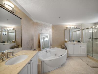 700 Ocean Royale Way, Juno Beach, FL 33408