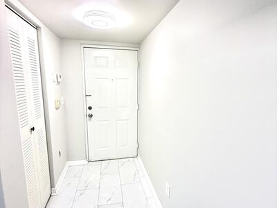 2600 S University Drive, Davie, FL 33328