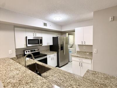 2600 S University Drive, Davie, FL 33328