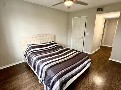 2600 S University Drive, Davie, FL 33328