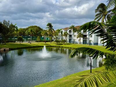 2600 S University Drive, Davie, FL 33328