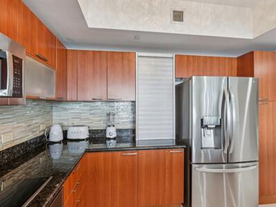 2640 Lake Shore Drive, Riviera Beach, FL 33404