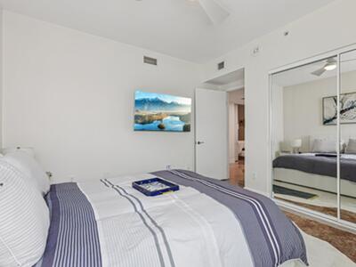 2640 Lake Shore Drive, Riviera Beach, FL 33404