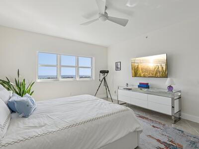 2640 Lake Shore Drive, Riviera Beach, FL 33404