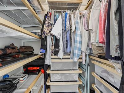 2640 Lake Shore Drive, Riviera Beach, FL 33404