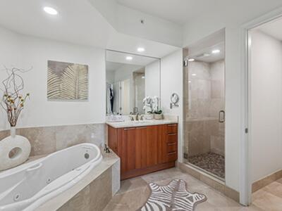 2640 Lake Shore Drive, Riviera Beach, FL 33404