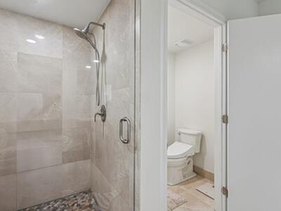 2640 Lake Shore Drive, Riviera Beach, FL 33404