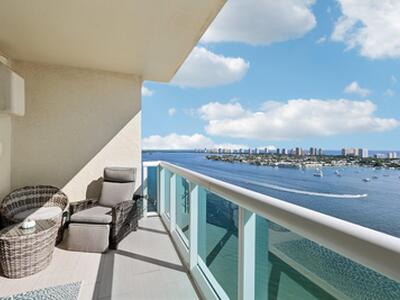 2640 Lake Shore Drive, Riviera Beach, FL 33404