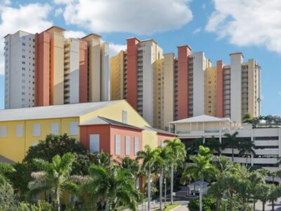 2640 Lake Shore Drive, Riviera Beach, FL 33404