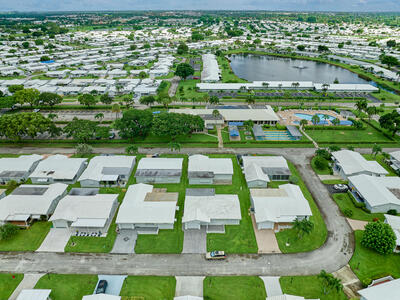 520 SW 18th Street, Boynton Beach, FL 33426