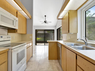 143 Cape Pointe Circle, Jupiter, FL 33477