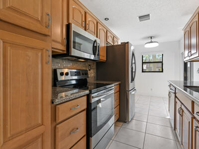 5110 Nesting Way, Delray Beach, FL 33484