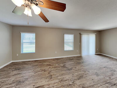 1343 Scottsdale Road E, West Palm Beach, FL 33417