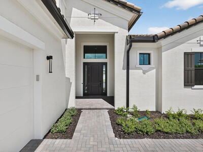 9512 St Germain Drive, Palm Beach Gardens, FL 33412