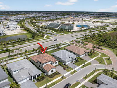 9512 St Germain Drive, Palm Beach Gardens, FL 33412