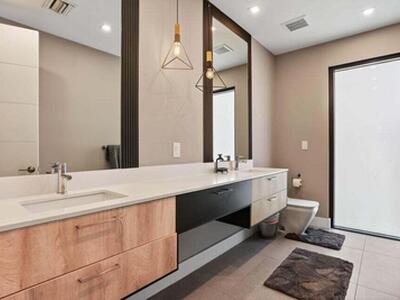 925 NE 6th Street, Fort Lauderdale, FL 33304