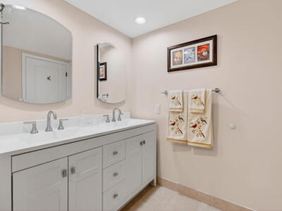 30 Southport Lane, Boynton Beach, FL 33436