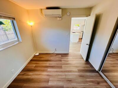 1215 NE 17th Avenue, Fort Lauderdale, FL 33304