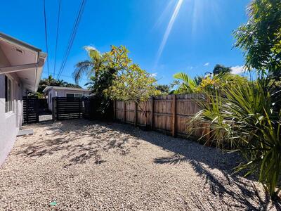 1215 NE 17th Avenue, Fort Lauderdale, FL 33304