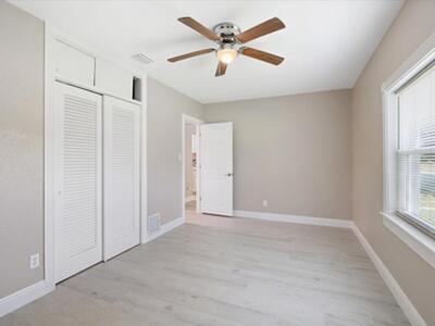 807 S 12th Street, Fort Pierce, FL 34950