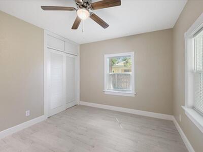 807 S 12th Street, Fort Pierce, FL 34950