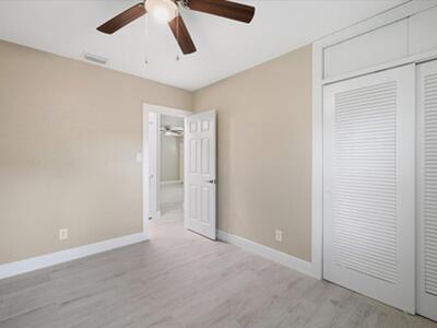 807 S 12th Street, Fort Pierce, FL 34950