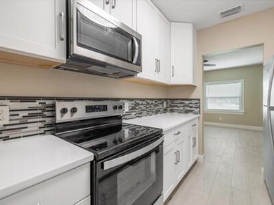 807 S 12th Street, Fort Pierce, FL 34950