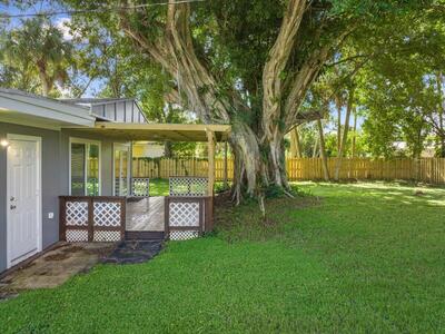 807 S 12th Street, Fort Pierce, FL 34950