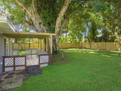 807 S 12th Street, Fort Pierce, FL 34950