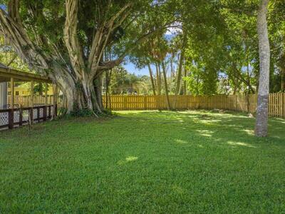 807 S 12th Street, Fort Pierce, FL 34950