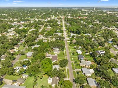 807 S 12th Street, Fort Pierce, FL 34950