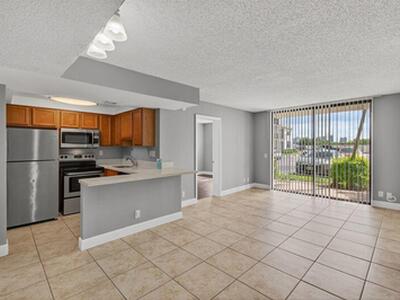 744 Executive Center Drive, West Palm Beach, FL 33401