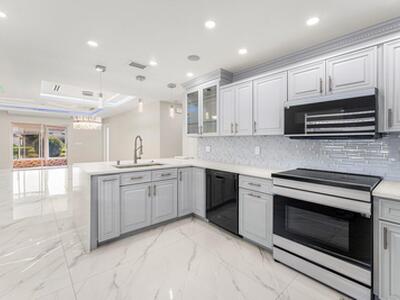 6630 Spring Garden Run, Lake Worth, FL 33463