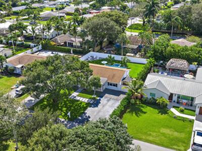 8 Windsor Road W, Jupiter, FL 33469