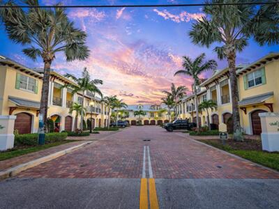 3770 County Line Road, Tequesta, FL 33469