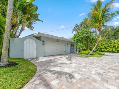 2780 NE 16th Street, Pompano Beach, FL 33062