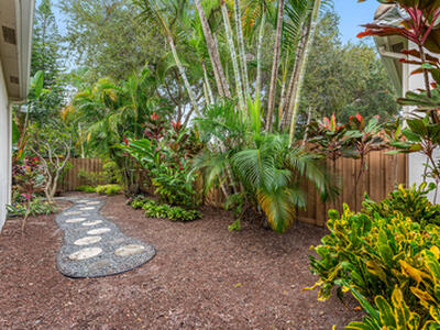 6673 NW 24th Terrace, Boca Raton, FL 33496