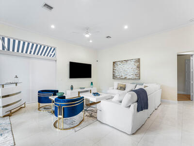 6673 NW 24th Terrace, Boca Raton, FL 33496