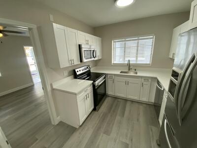 112 Lake Avenue, Lake Worth Beach, FL 33460